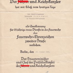 Feuerwehr- Ehrenzeichen zweite Stufe silber, inkl. Etui und Verleihungsurkunde- VERKAUFT-6928