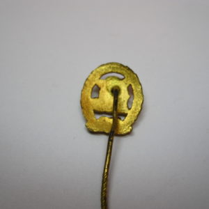 Nadel Sportabzeichen Stufe in gold-714