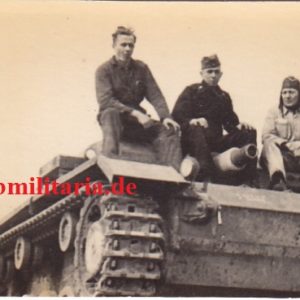 Foto Nachlass Krupp- Druckenmüller. Deutsche Ruestungsschmiede, Sturmgeschütze der Fa. Krupp in Grossformat-3077
