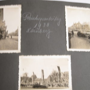 Fotoalbum: ua., Zivil, Wehrmacht, HJ, Reichsparteitag, Foto A. Hitler.-3913