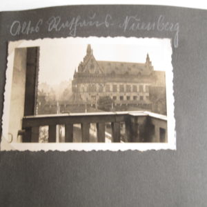 Fotoalbum: ua., Zivil, Wehrmacht, HJ, Reichsparteitag, Foto A. Hitler.-3901