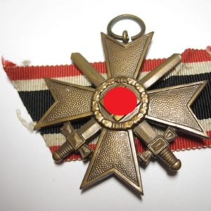Kriegsverdienstkreuz 2. Klasse mit Schwerter-0