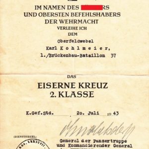 3er Urkundengruppe u.a. mit Unterschrift General der Panzertruppe Knobelsdorff und Urkunde KVK 12. Armee List-4674