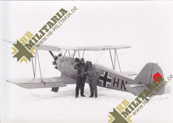Foto Flugzeug Heinkel mit Flugzeugführer und Beobachter-0