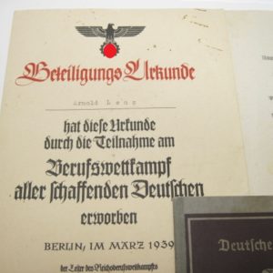 Arbeitsbuch Kriegsmarinewerft Wilhelmshaven + Urkunde + Zeugnis-4637