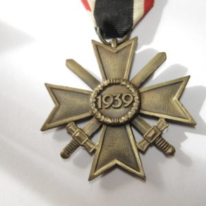Kriegsverdienstkreuz 2. Klasse mit Schwerter-5704