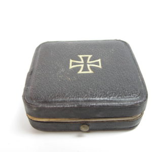 Eisernes Kreuz 1. Klasse von 1914 im Etui.-8411