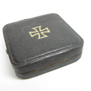 Eisernes Kreuz 1. Klasse von 1914 im Etui.-8415
