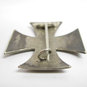 Eisernes Kreuz 1. Klasse von 1914 im Etui.-8407