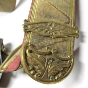 Spanien: Franco Zeit Kartuschkasten mit Bandelier.-9877