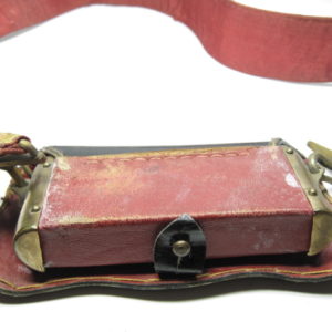 Spanien: Franco Zeit Kartuschkasten mit Bandelier.-9883