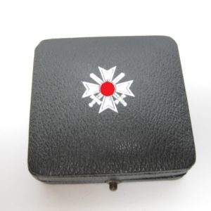 Kriegsverdienstkreuz 1939 1. Klasse mit Schwertern mit Miniatur im Etui-10255