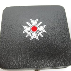 Kriegsverdienstkreuz 1939 1. Klasse mit Schwertern mit Miniatur im Etui-10256