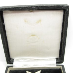 Kriegsverdienstkreuz 1. Klasse mit Schwertern im Etui-11031