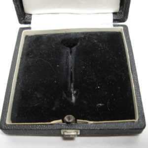 Kriegsverdienstkreuz 1. Klasse mit Schwertern im Etui-11032