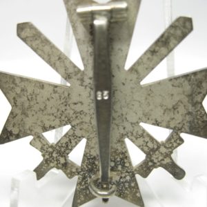 Kriegsverdienstkreuz 1. Klasse mit Schwertern im Etui-11043