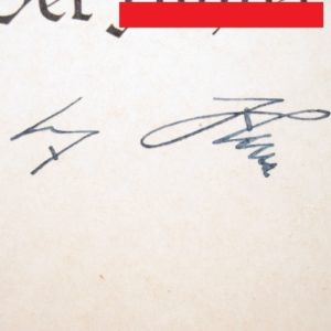 Original Tintenunterschrift Adolf Hitler für Beförderungsurkunde des Reichsbahndirektors Alfred Daus.-11506