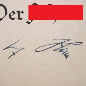 Original Tintenunterschrift Adolf Hitler für Beförderungsurkunde des Reichsbahndirektors Alfred Daus.-11507
