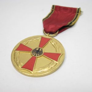 Bundesverdienstmedaille am Band.-11602