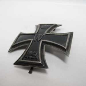 Eisernes Kreuz 1. Klasse von 1914. 800er Silberpunze.-11775