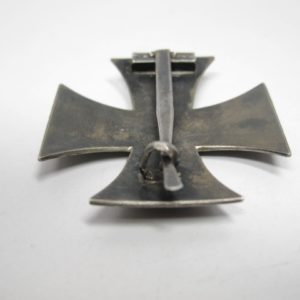 Eisernes Kreuz 1. Klasse von 1914. 800er Silberpunze.-11777
