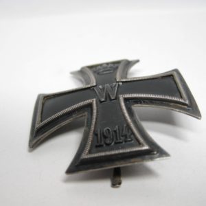 Eisernes Kreuz 1. Klasse von 1914. 800er Silberpunze.-11779
