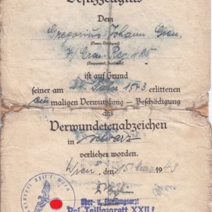 Kleine Urkundengruppe eines Gefreiten in der 85. Inf. Div. von Oberst u. Ritterkeuzträger Oberst Helmut Bechler.-11833