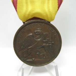 Verdienstmedaille: Für Badens Ehre. Leopold Für Treuen Dienst im Kriege-11900