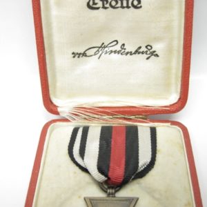 Ehrenkreuz für Frontkämpfer im Etui- VERKAUFT-11945