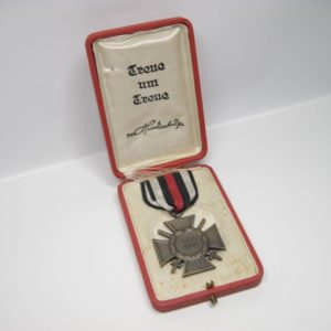 Ehrenkreuz für Frontkämpfer im Etui- VERKAUFT-11942