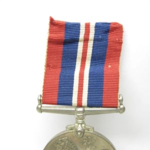 Medaille 1939- 1945 Großbritannien GeorgivsG B R OMN REX Et Indiae Emp, aus WK II 1939-1945-12110