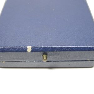 Bundesverdienstkreuz am Band im Etui. C.E. Juncker Berlin SO36-12258