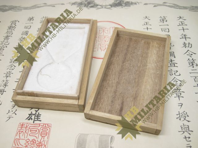 Japan: Erinnerungsmedaille an den ersten nationalen Zensus im Etui und Urkunde. – Bild 10