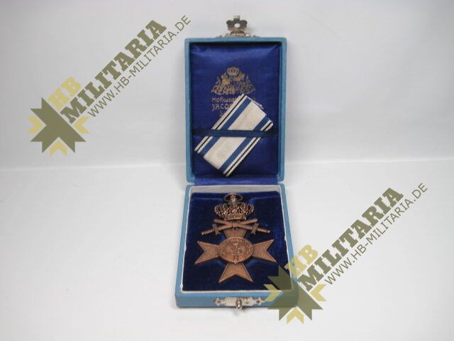 Bayrisches Militärverdienstkreuz 3. Klasse mit Schwertern und Krone im Etui