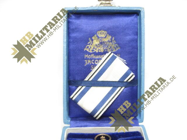 Bayrisches Militärverdienstkreuz 3. Klasse mit Schwertern und Krone im Etui – Bild 8